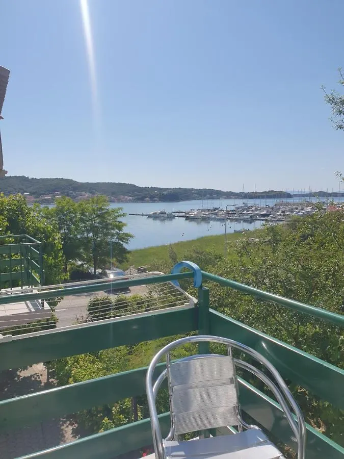 Apartmani Mira Supetarska Draga Affittacamere