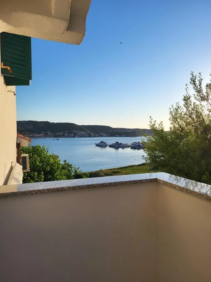 Apartmani Mira Supetarska Draga Affittacamere
