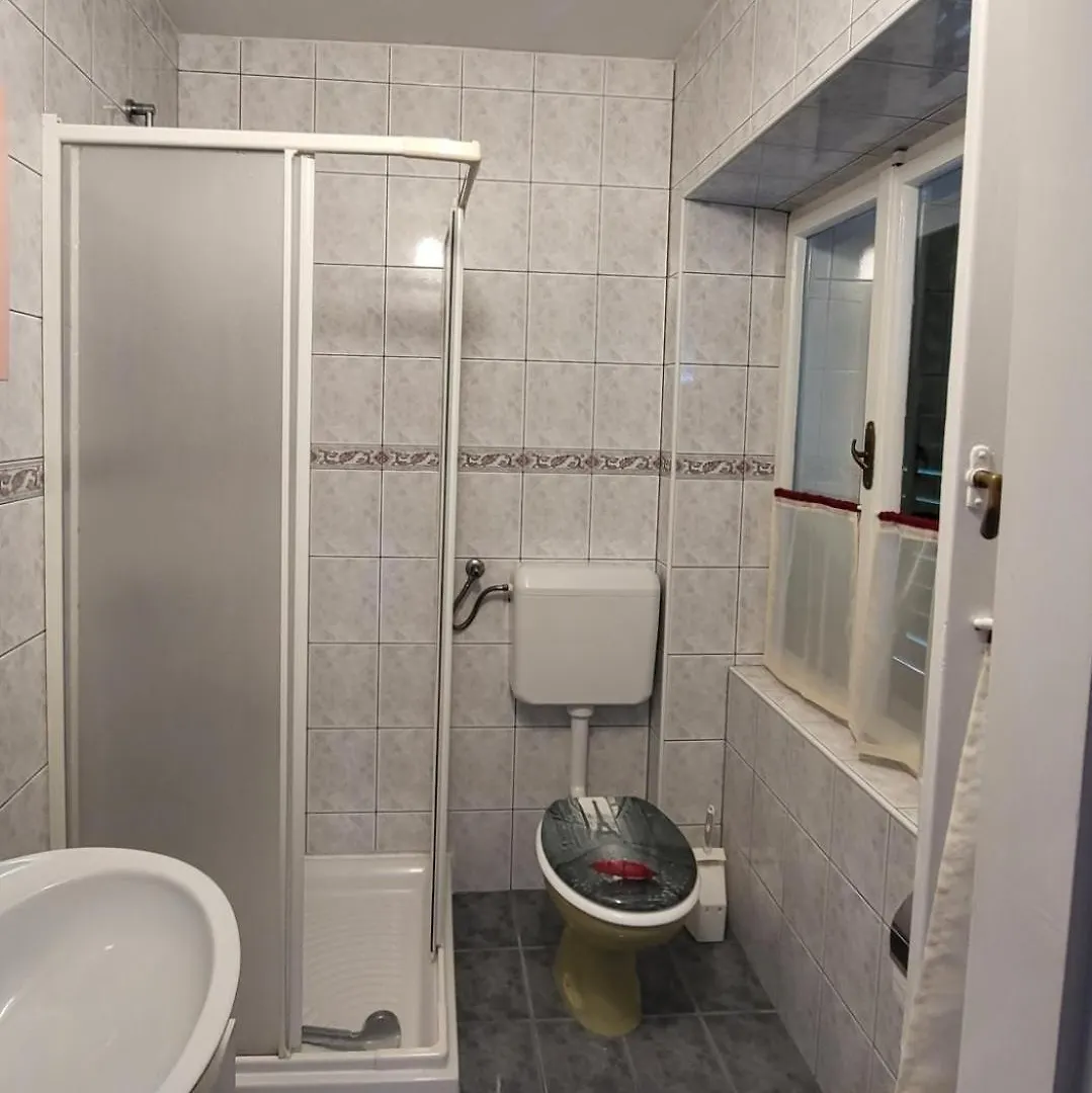 Apartmani Mira Supetarska Draga Croazia