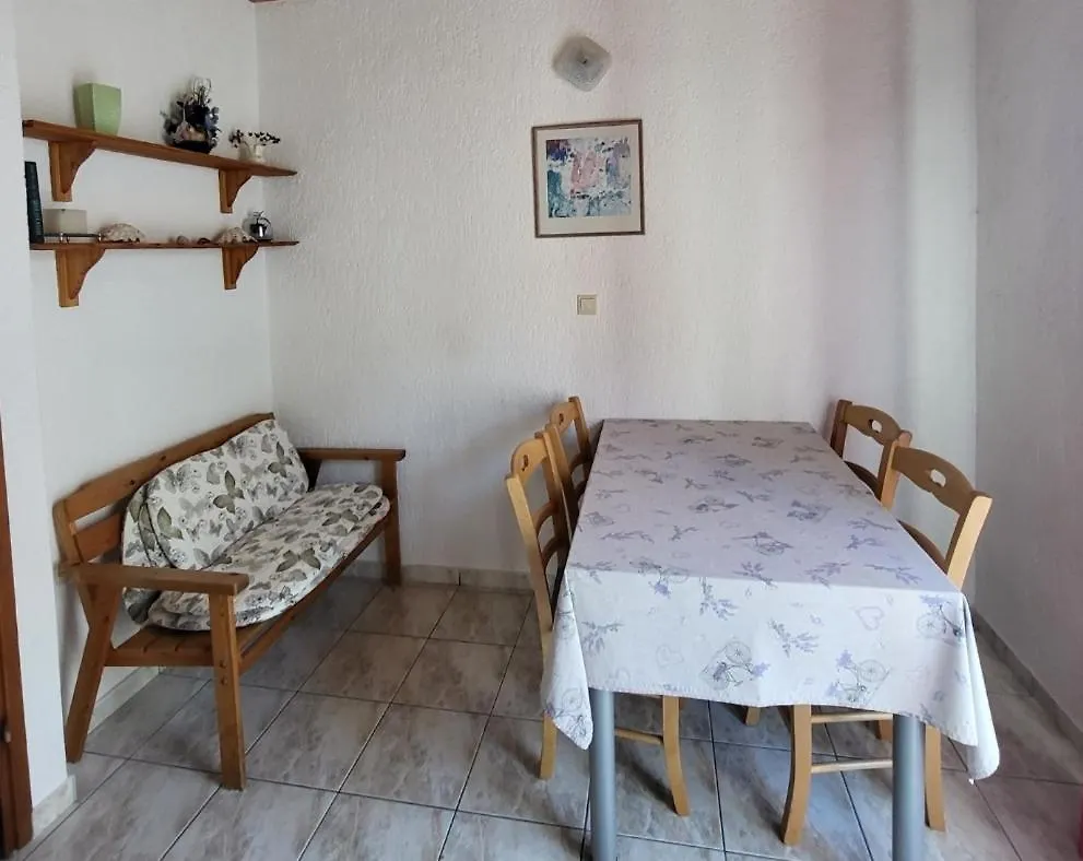 Apartmani Mira Supetarska Draga Croazia