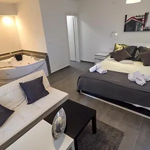 *** Bed & Breakfast Vela Croazia